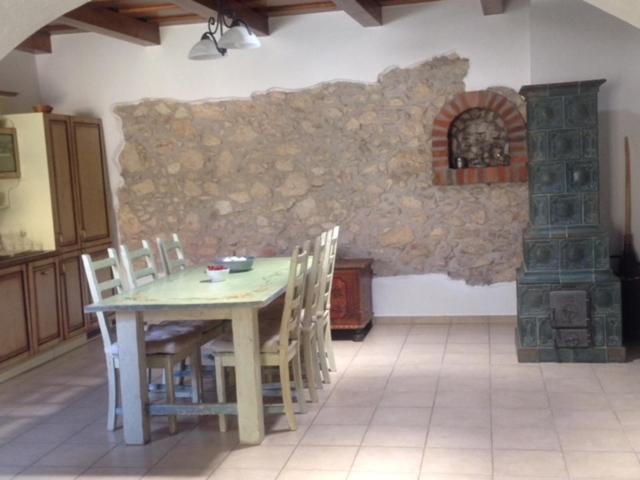 Lormuv Dvur Villa Mikulov Luaran gambar