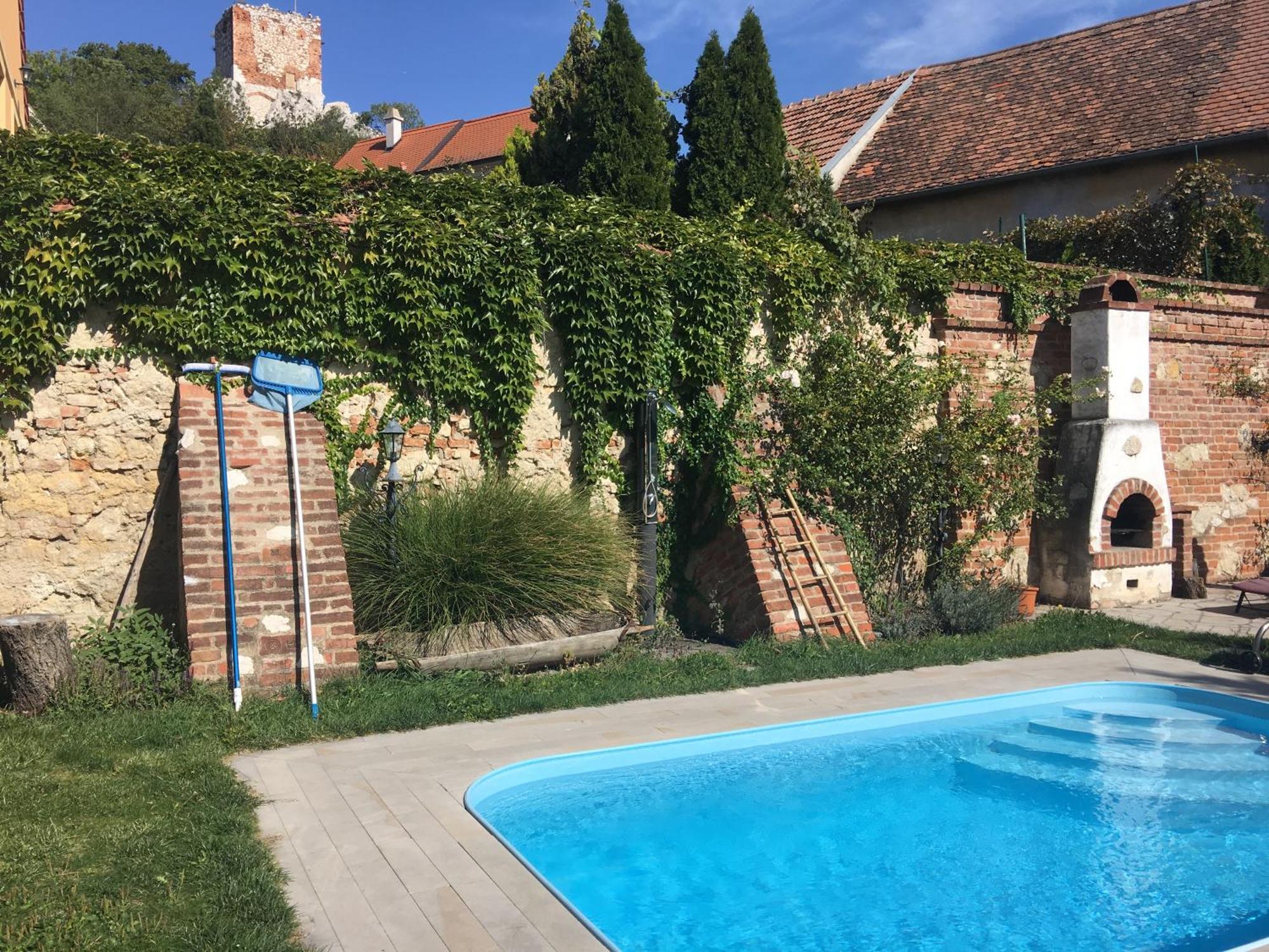 Lormuv Dvur Villa Mikulov Luaran gambar